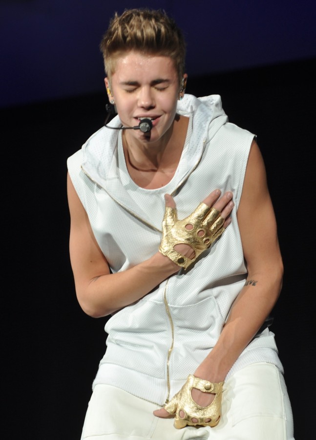 Believe_Tour_13,_2012