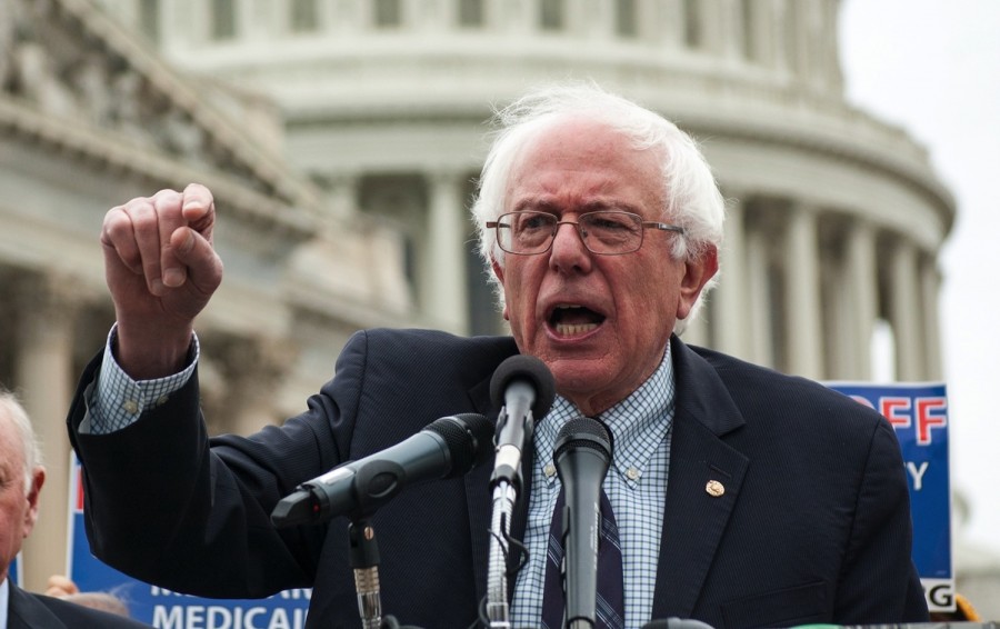 Students Feeling the Bern with Bernie Club